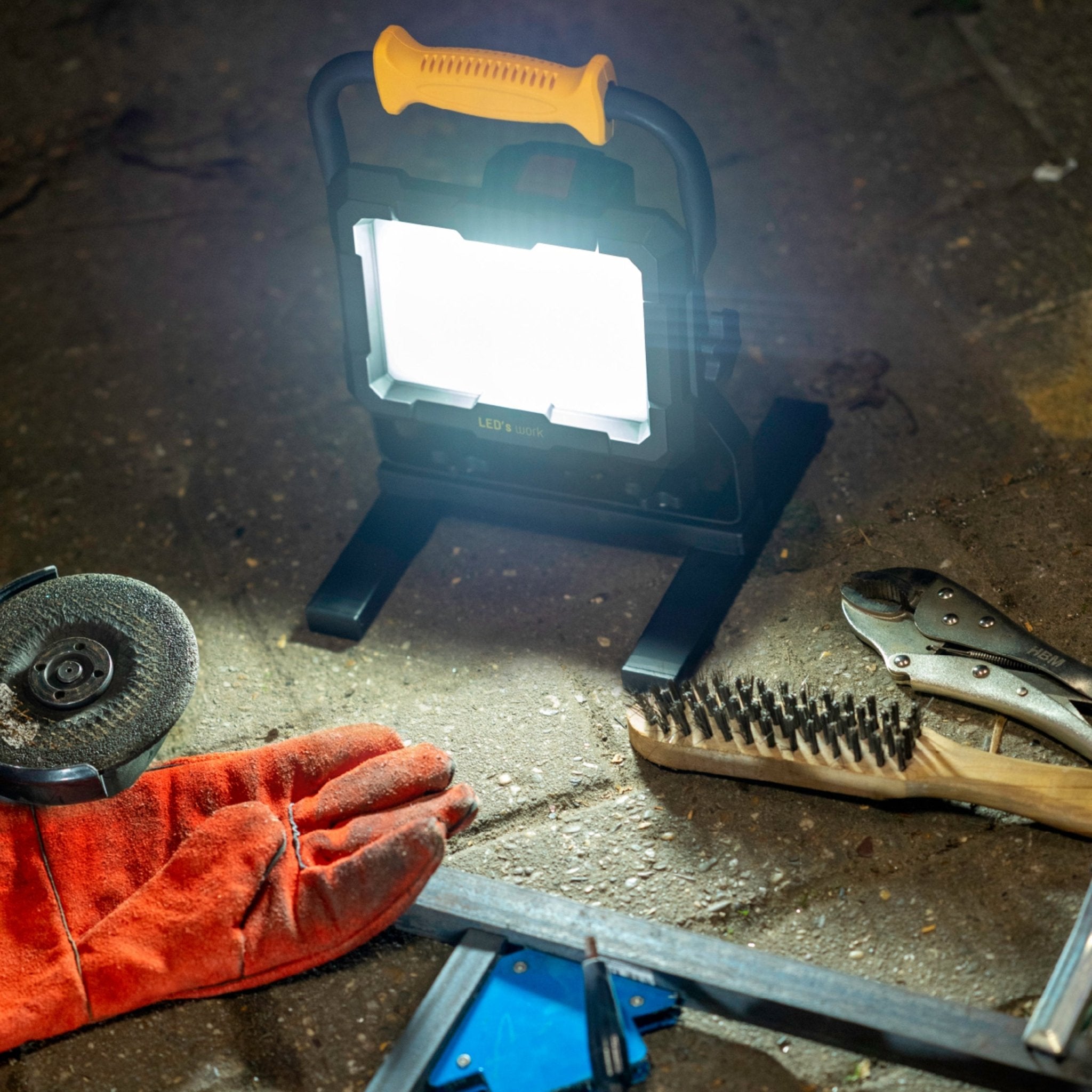 LED's Work 18V werklamp Accu voor elektrisch gereedschap - 20W 2000lm 5000K Werklampen LED.nl