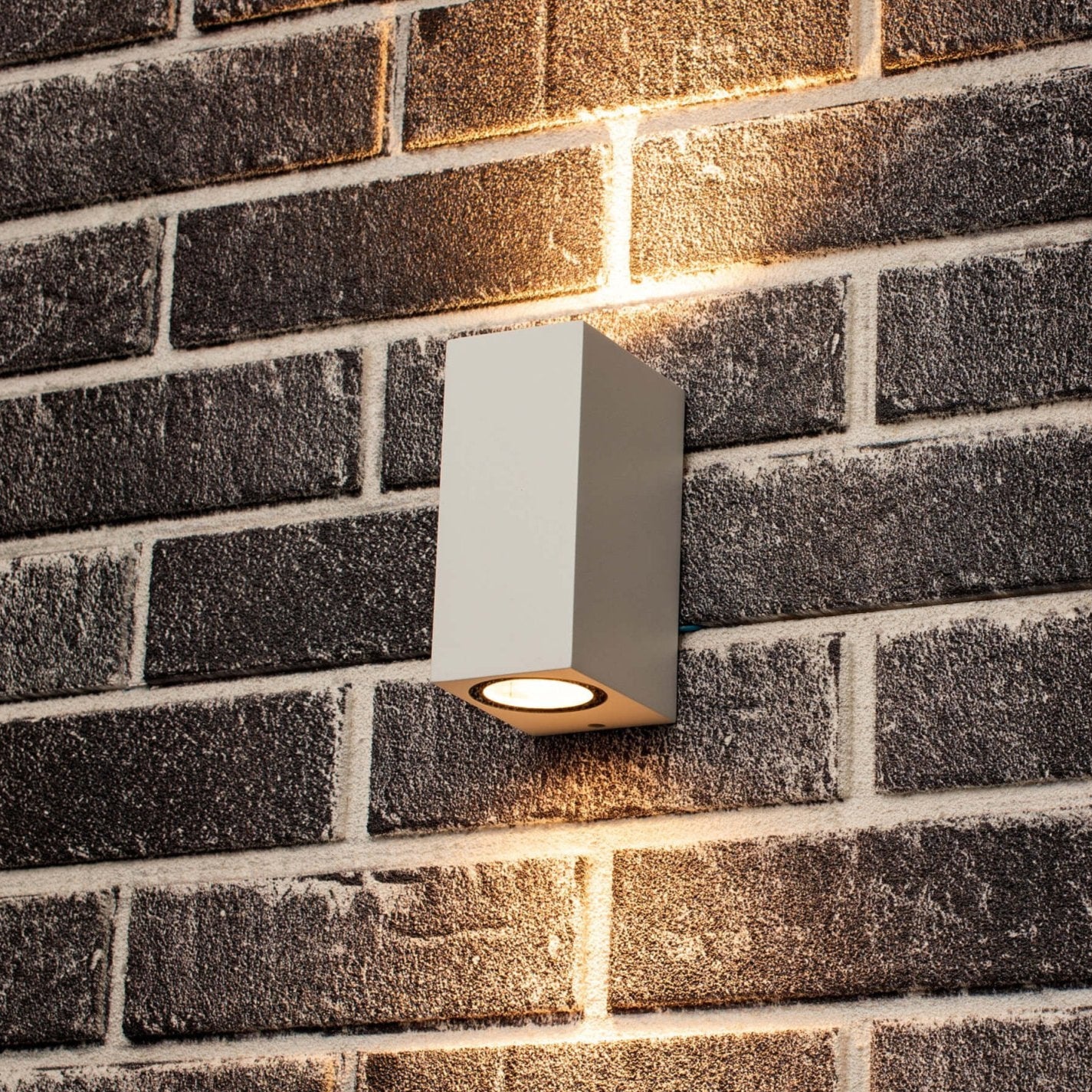 NØRD Up&Down - LED's Light LED Buitenlamp met GU10 fitting - Rechthoek - IP44 - Wit - Model Milaan Wandlampen LED.nl