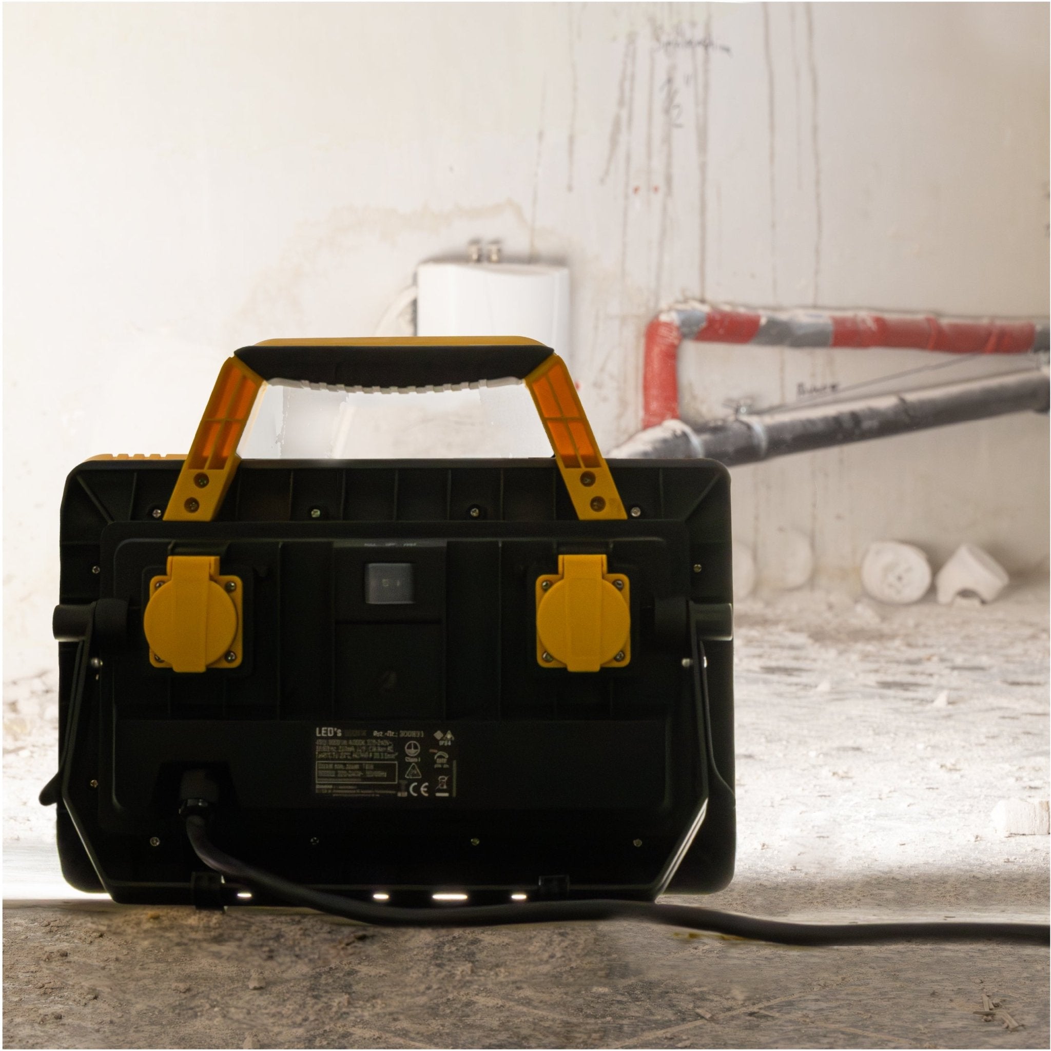 LED's Work Bouwlamp 5000 - 2 extra stopcontacten - 3 meter snoer - IP54 water- en stofbestendig Bouwlampen Led.nl