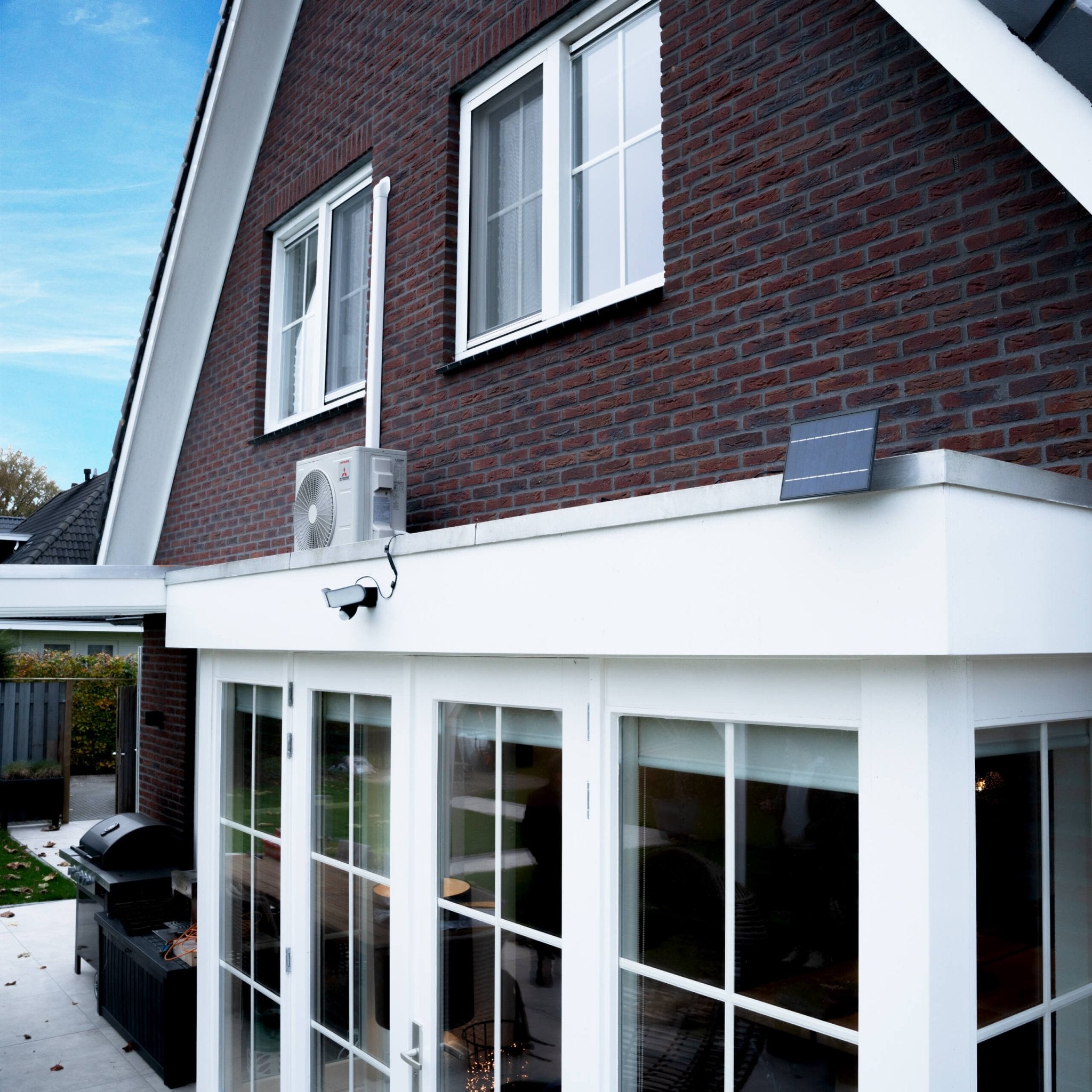 LED's Light Solar LED Buitenlamp met Bewegingssensor - 2 lichts - Automatisch aan/uit - Afneembaar paneel - Zwart Buitenlampen LED.nl