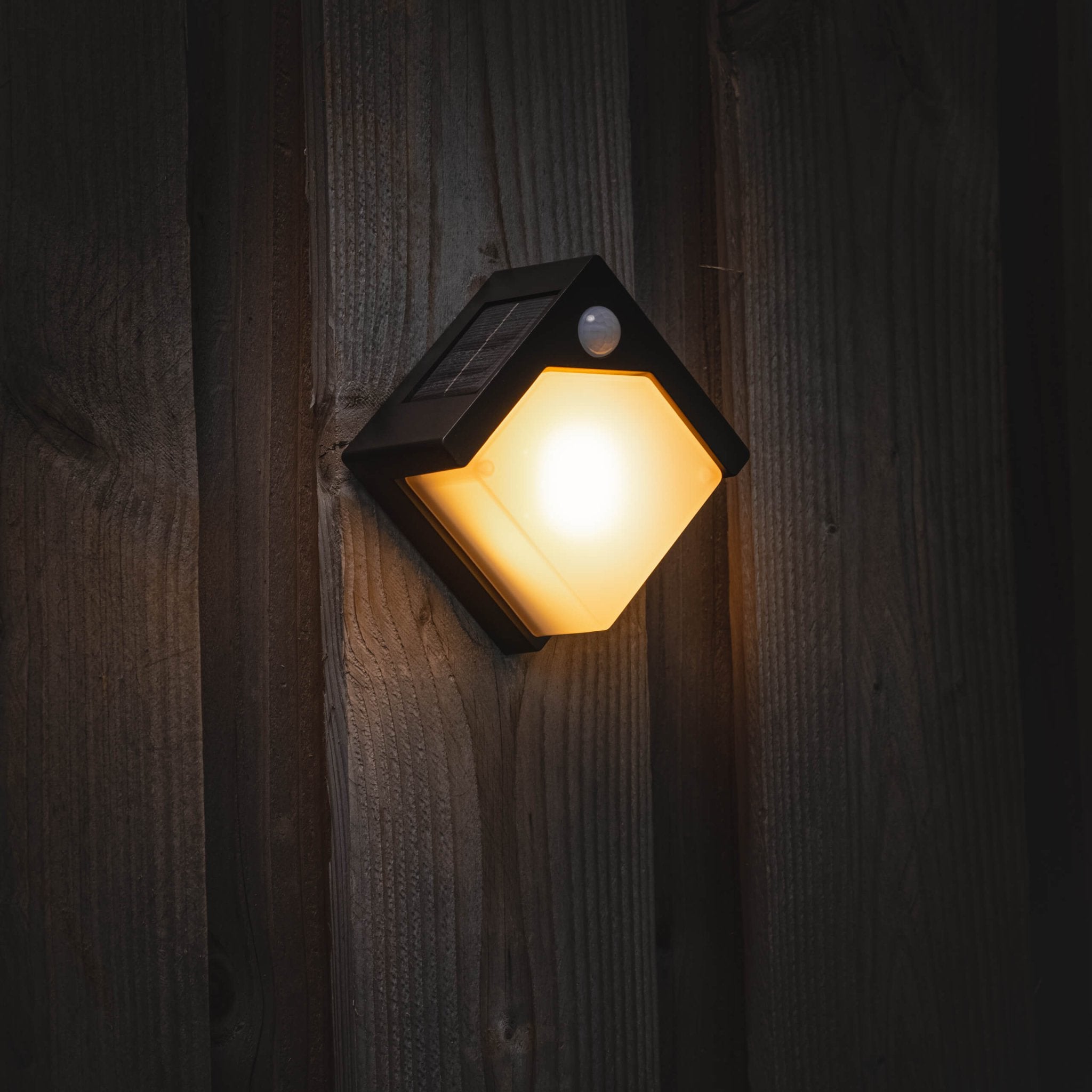 LED's Light Solar LED Buitenlamp met Bewegingssensor - Draadloos op zonne-energie - Zwart - IP44 Buitenlampen LED.nl