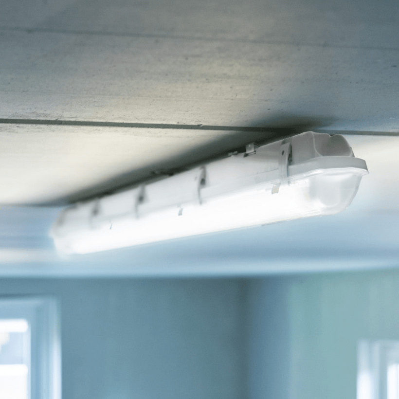 6er-Pack – Doppelte LED-Leuchtstofflampe 150 cm – inklusive LED-Röhren – für Innen und Außen – 6120 lm – 2 x 16,5 W – 4000 K – 185 lm/W – Energieeffizienzklasse B - lidstore.shop