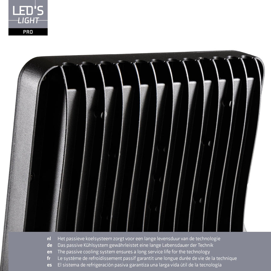 LED's Light Pro Premium Floodlight 12750 - 6 light modes - Water and rust resistant - 100W - LED.nl