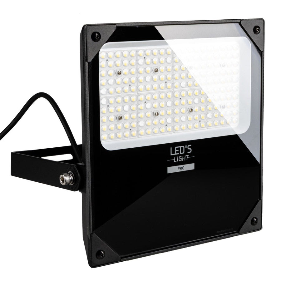 LED-Flutlicht Light Pro – Farbtemperatur – 100 W, 14.000 lm, 3000 K/4000 K/5000 K – Netzteil von Sosen – Schwarz – Schutzart IP66/IK08 – Einstellbare Leistung - lidstore.shop