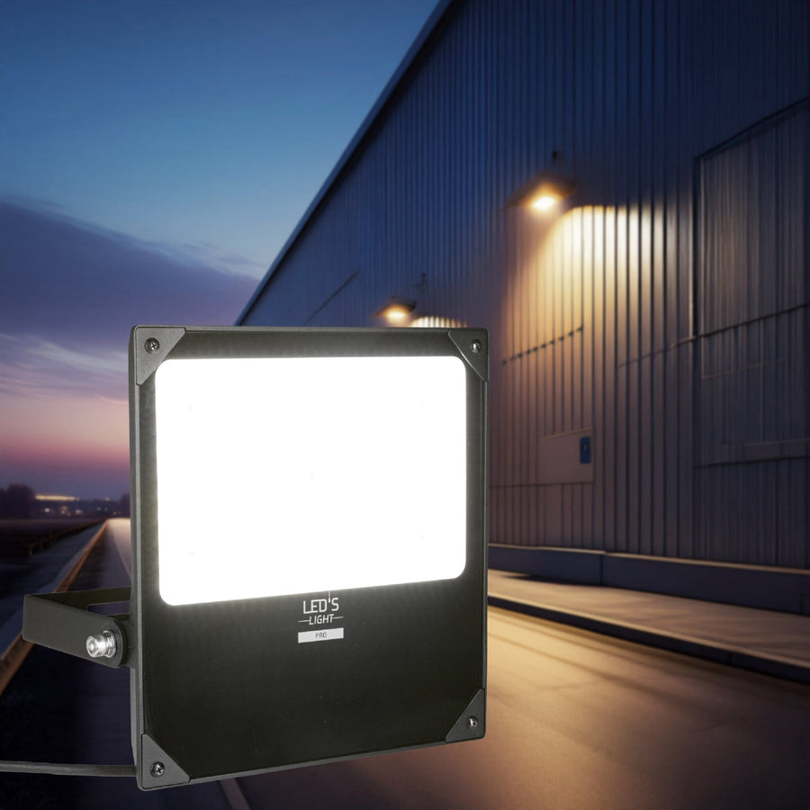 LED's Light Professional LED Floodlight 37000 - 3 light modes - Waterproof - 200 watts - LED.nl
