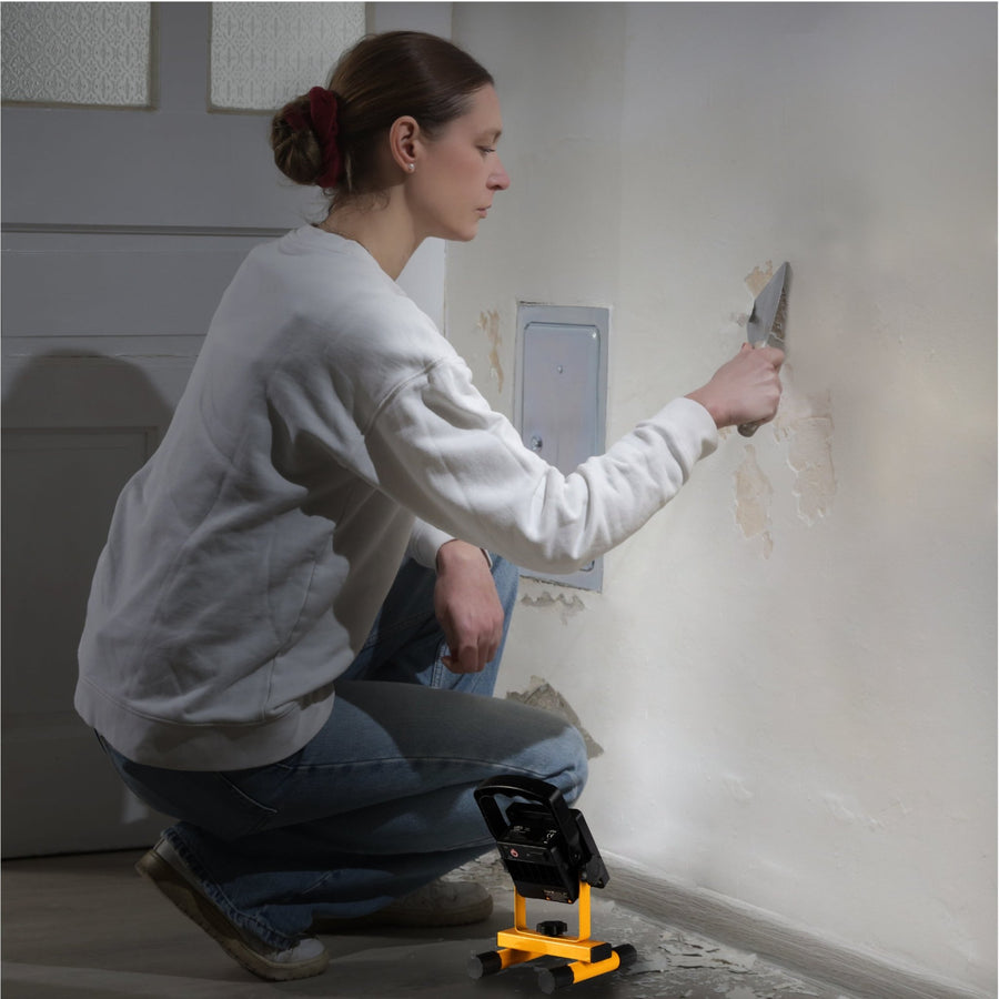 LED's Work wireless LED Construction lamp on battery 1200 - Rechargeable and tiltable - Black yellow - LED.nl