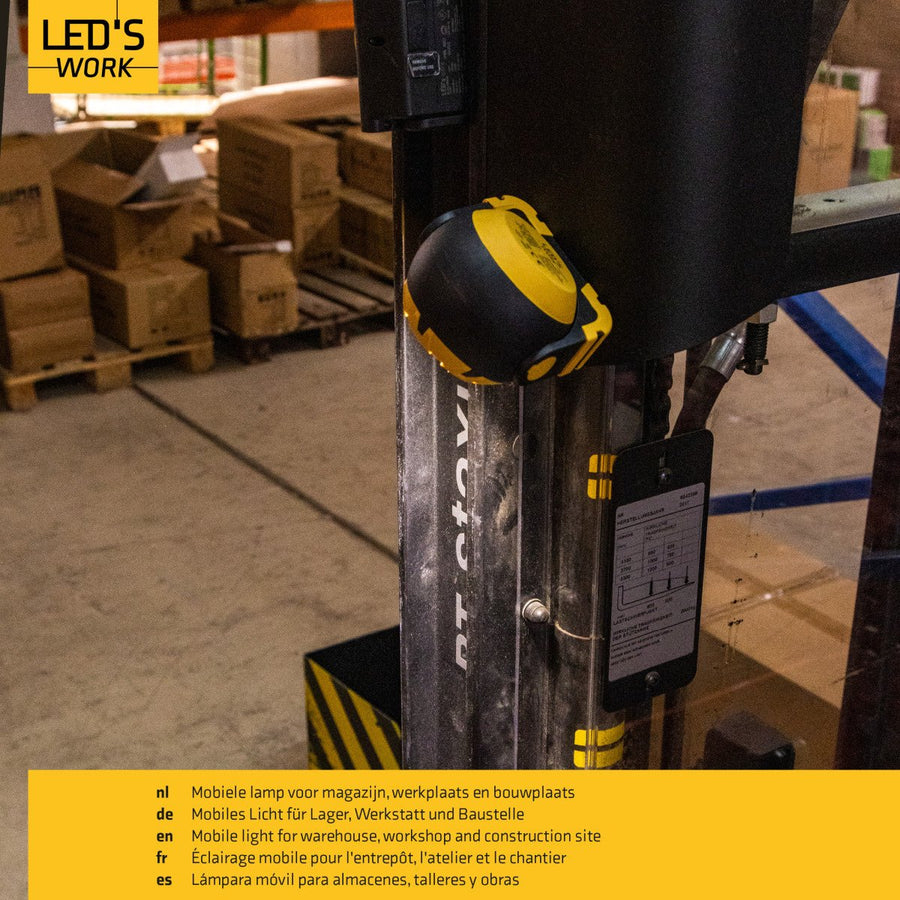 Wiederaufladbare LED-Arbeitsleuchte von LED's Work – Leistungsstarke, kabellose 800-Lumen-Arbeits- und Notleuchte - lidstore.shop