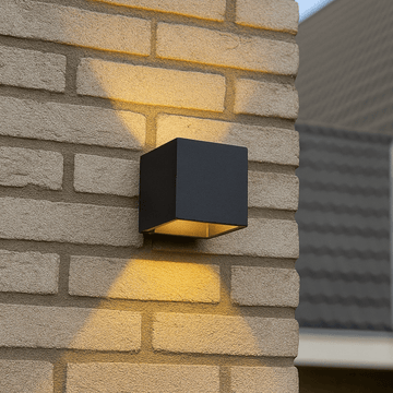 Lumo Cube Zwart - Wandarmatuur zonder lichtbron - Excl 1xG9 - IP65 Wandlampen LED.nl