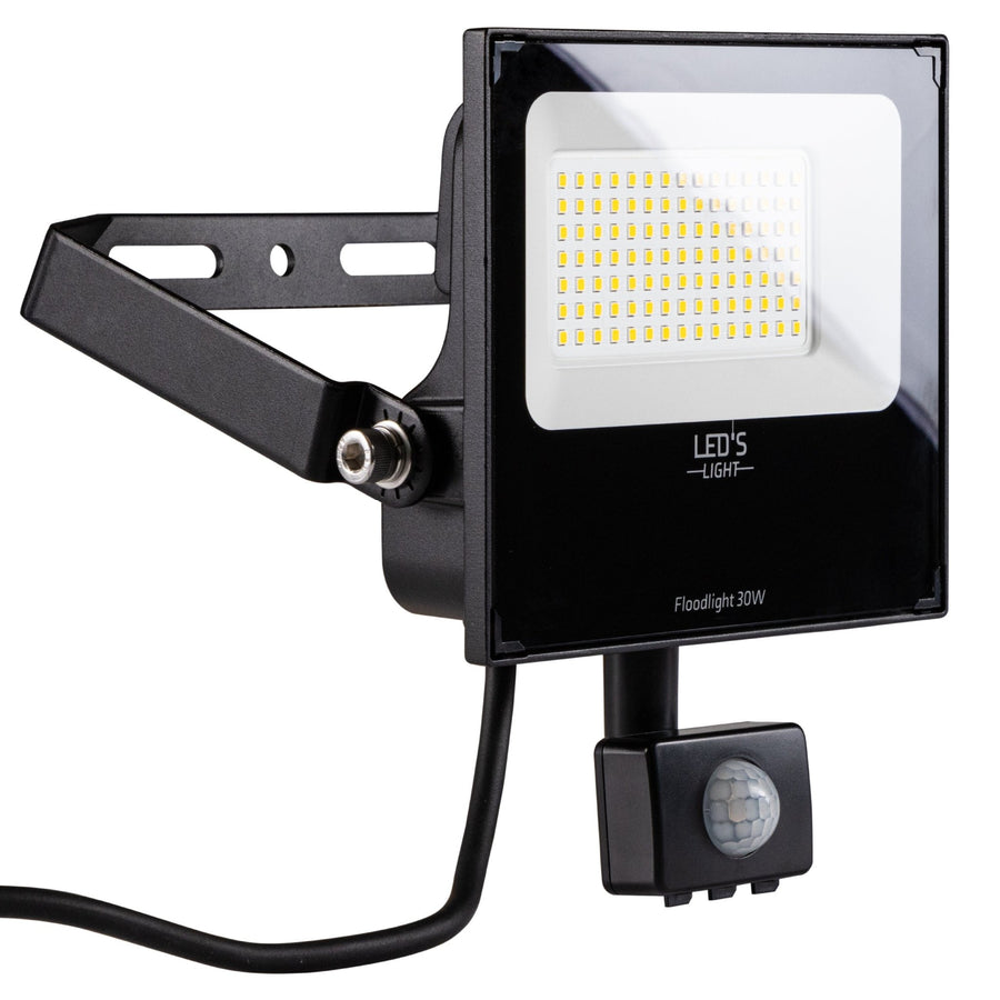 UltraFlood LED Floodlight 30W with Motion Sensor and Daylight Sensor - Tiltable - 4800 Lumen - IP65 - LED.nl