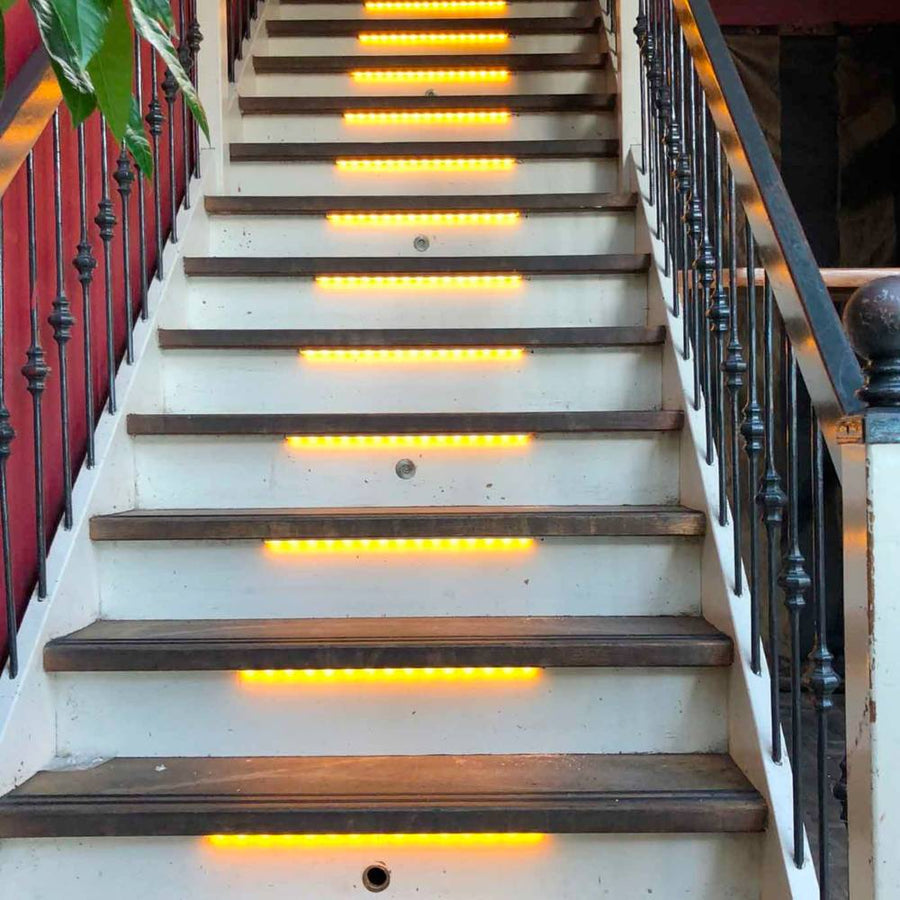 LED's Light Complete LED Trapverlichting Set - 15 treden x 80 cm - Lengte aanpasbaar - Warm wit licht Trapverlichting LED.nl