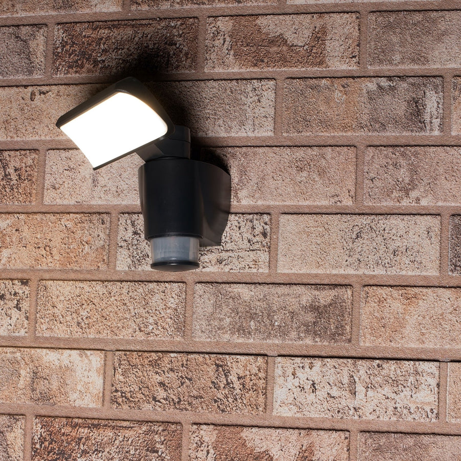 LED's Light LED Floodlight with Sensor - Automatic Motion Tracking - Anthracite - LED.nl
