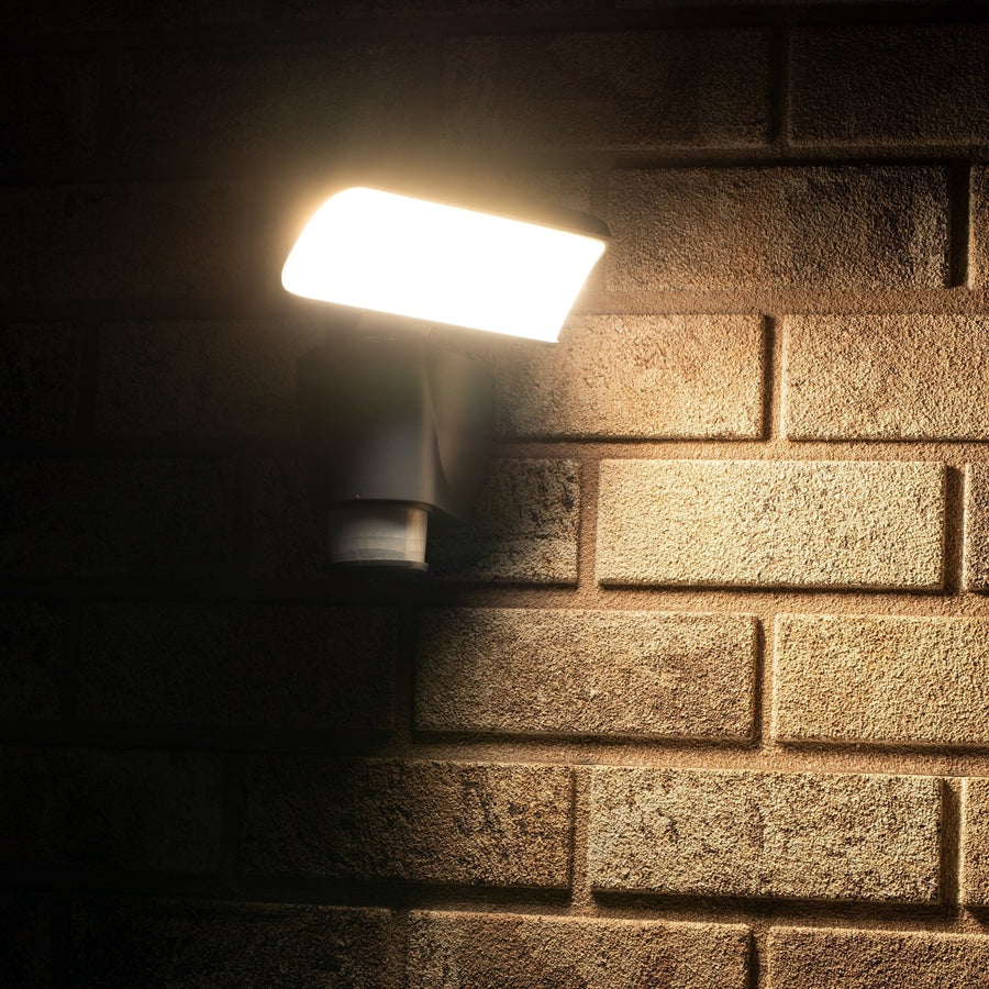 LED's Light LED Floodlight with Sensor - Automatic Motion Tracking - Anthracite - LED.nl