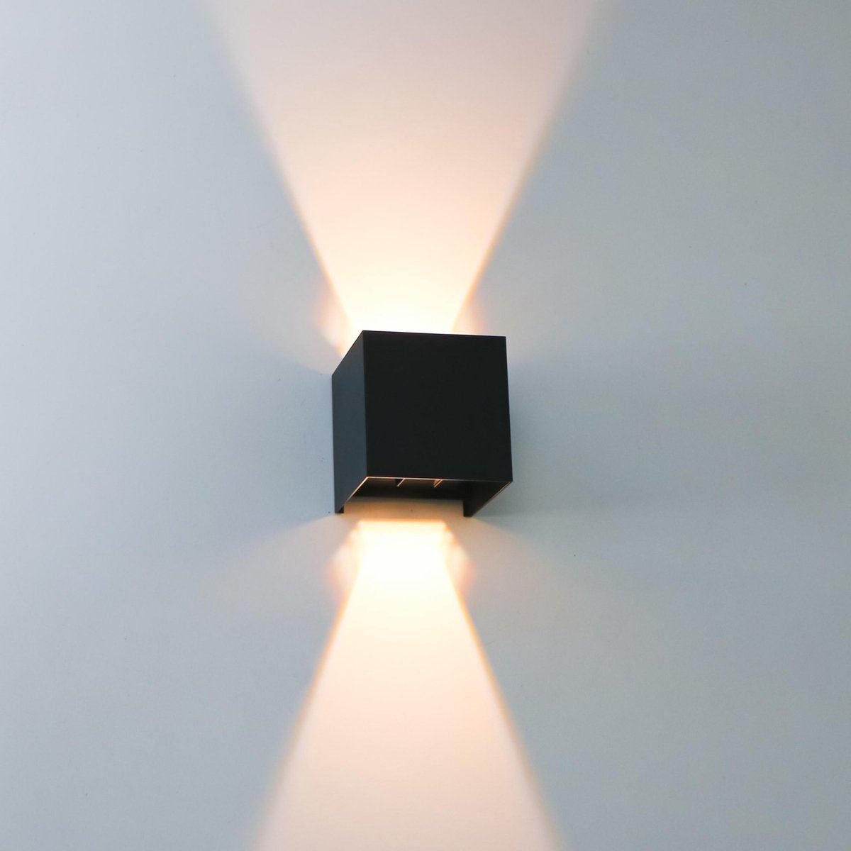 LED's Light Kubus LED Wandlamp voor buiten - Omhoog&Omlaag licht - IP65 - Zwart Wandlampen LED.nl