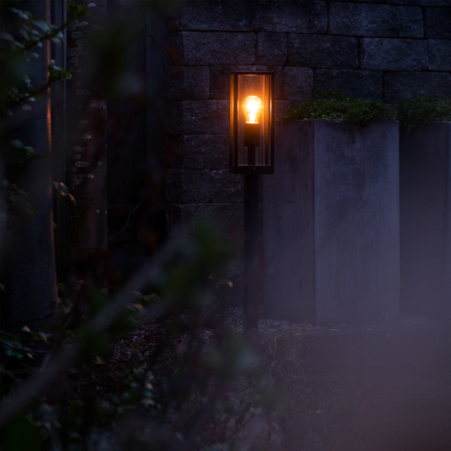 LED's Light LED Lantern Post Garden Lamp with Glass Panes - E27 Fitting - IP44 - 80 cm - Black - LED.nl