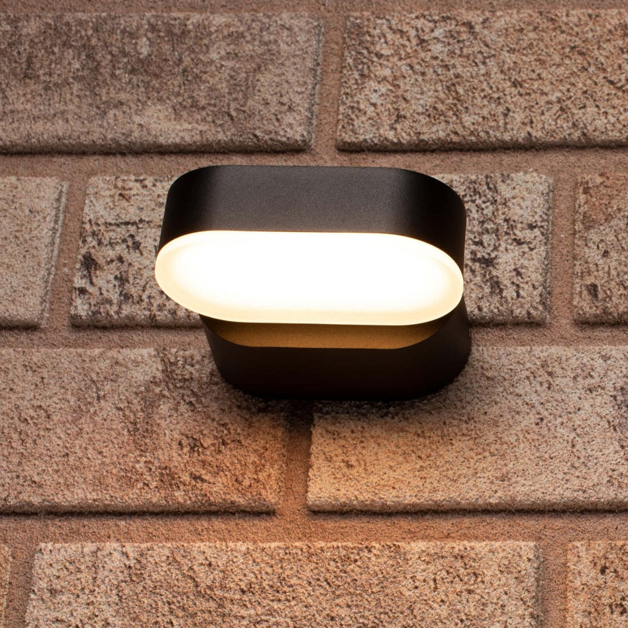 2 pack LED's Light LED Buitenlamp - Model Rieti - Warm wit - IP44 waterbestendig - Zwart Wandlampen LED.nl