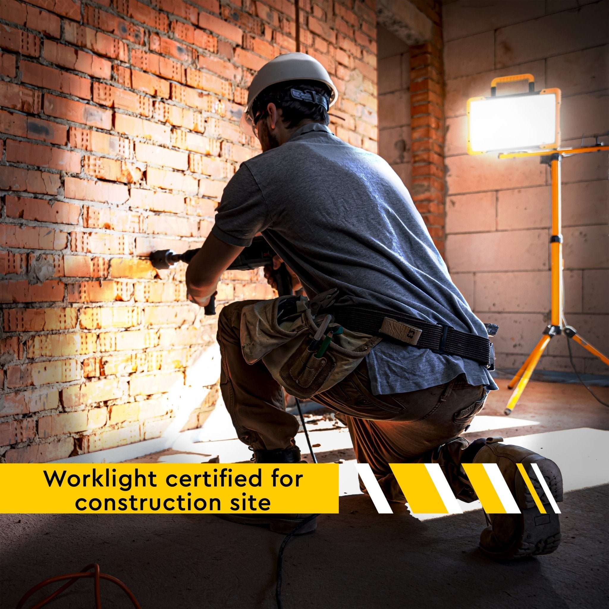 LED's Light 18V Hybride LED Bouwlamp 5500lm - Incl Adapters - Bedraad en draadloos te gebruiken – IP54 – Rough Service Tested – 47W Bouwlampen LED.nl