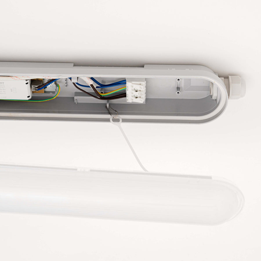PremiumPro LED TL fixture 60 cm – 2880 lumens – IP65 waterproof – 40,000 burning hours - LED.nl