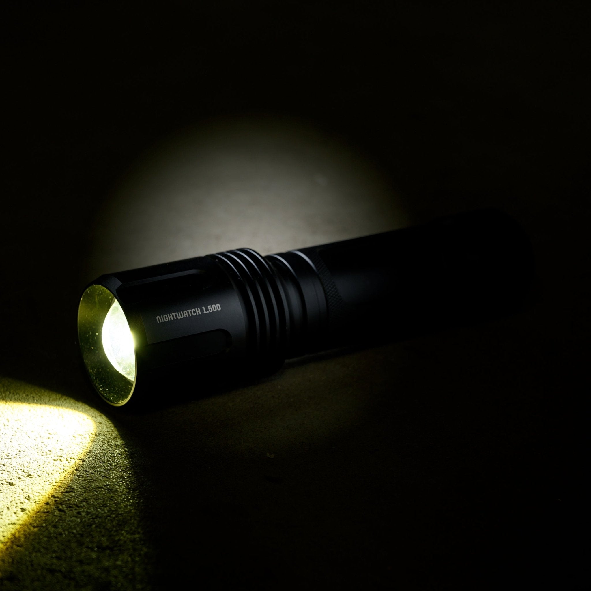 LED's Work Professional LED Zaklamp met Zoomfunctie 1500 - Waterdicht - Dimbaar Zaklampen LED.nl