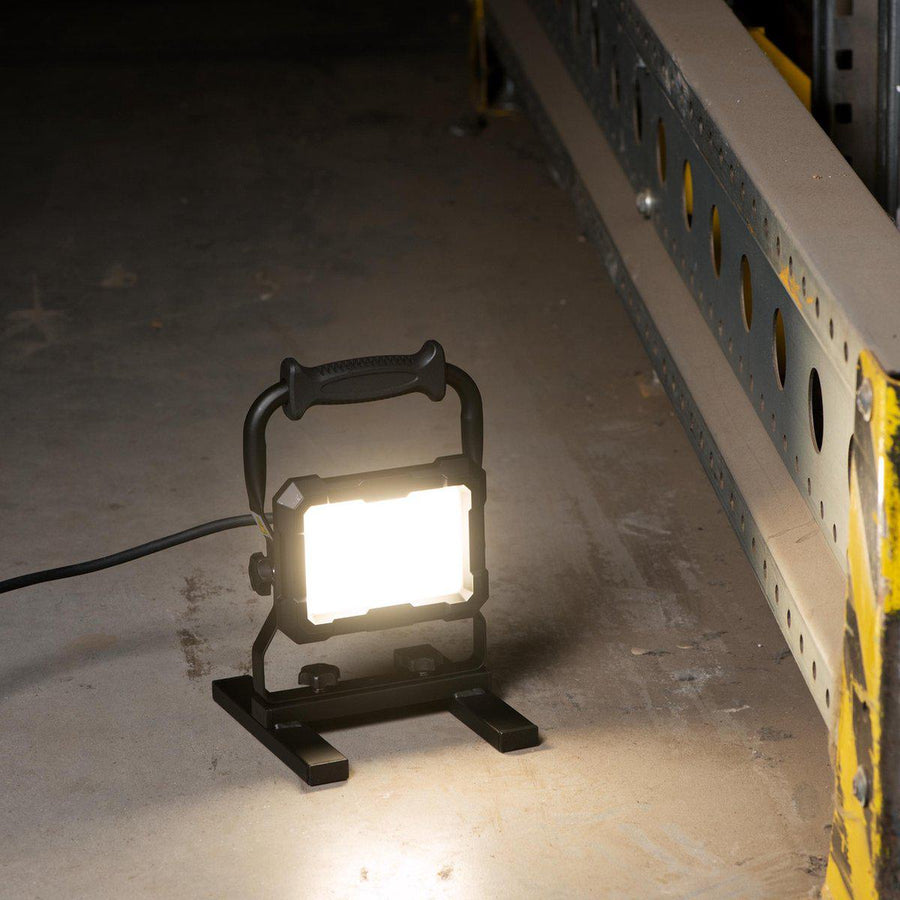 LED's Work Professionelle LED-Bauleuchte 2850 - Im harten Einsatz getestet - 5 Meter Kabel - 30 W - IP65 - lidstore.shop