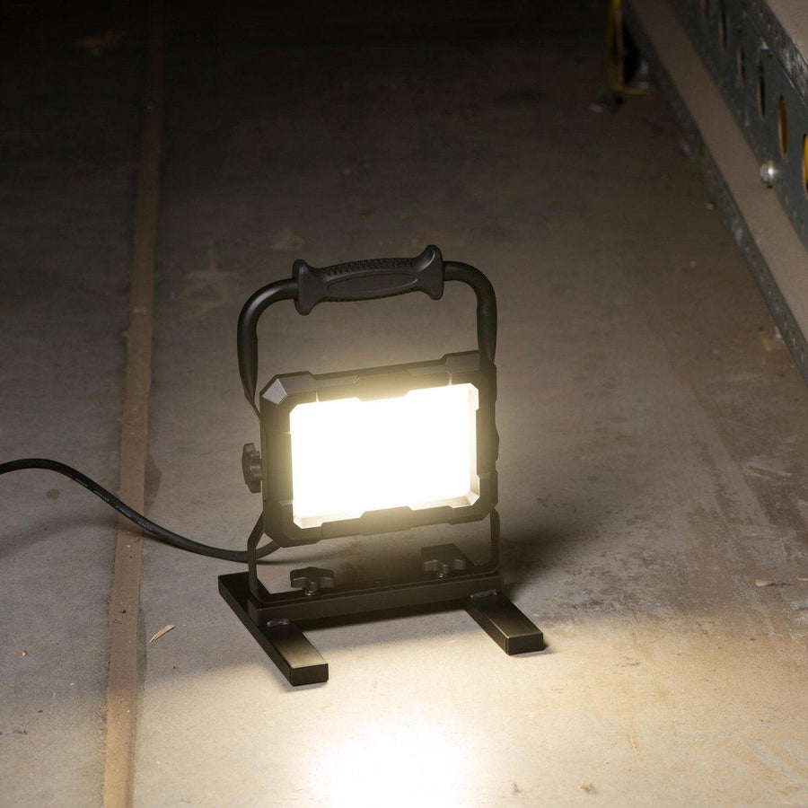 LED's Work Professionelle LED-Bauleuchte 4500 - Im harten Einsatz getestet - 5 Meter Kabel - 50 W - IP65 - lidstore.shop