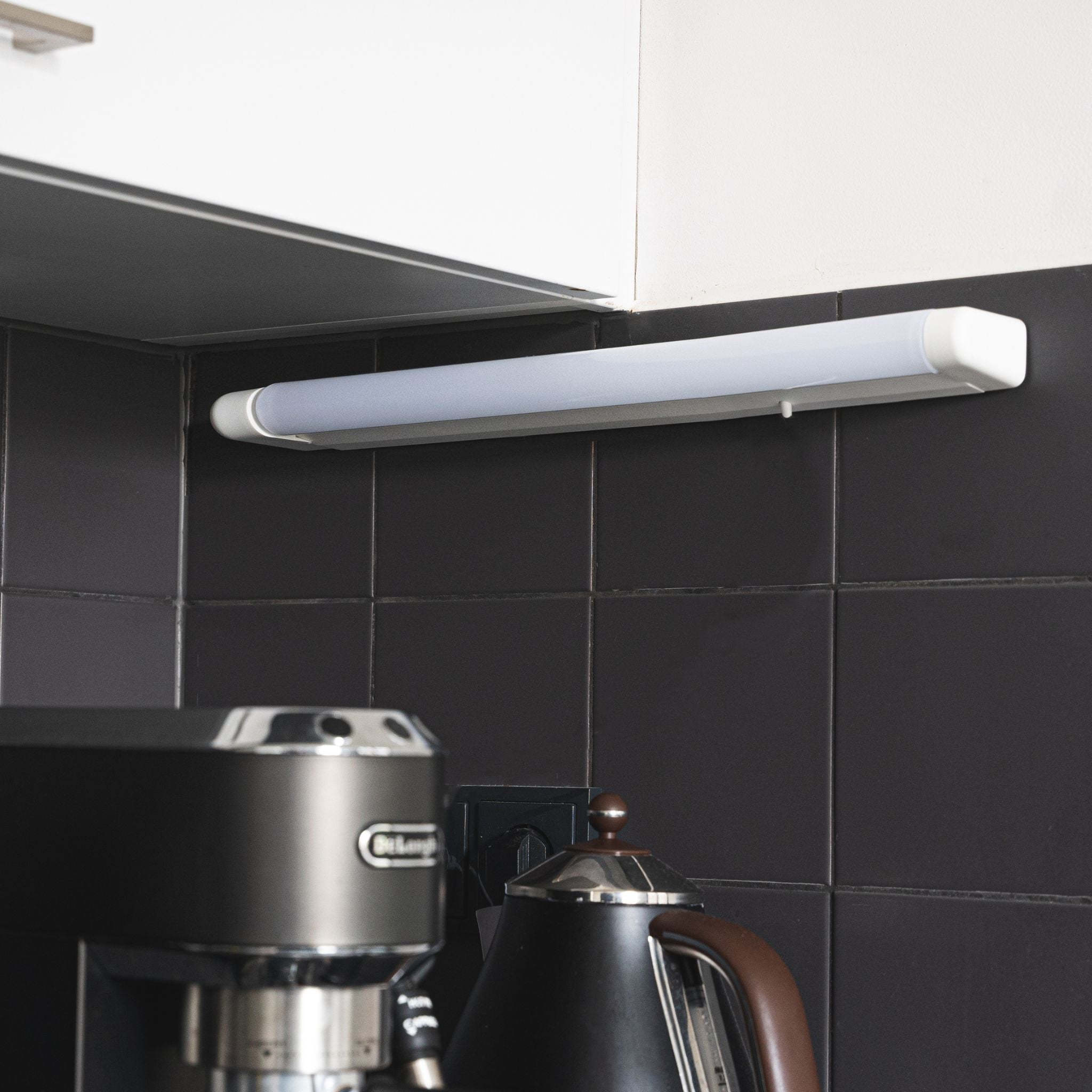 LED Philinea buislamp S14S 50 cm - 8W vervangt 60W - Warm wit licht Buislampen LED.nl