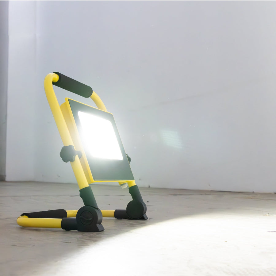 LED's Work Construction Lamp 1400 - Foldable &amp; Rotatable - Dust and water resistant - 20W - LED.nl