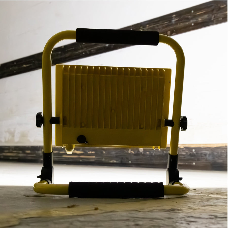 LED's Work Construction Lamp 1400 - Foldable &amp; Rotatable - Dust and water resistant - 20W - LED.nl