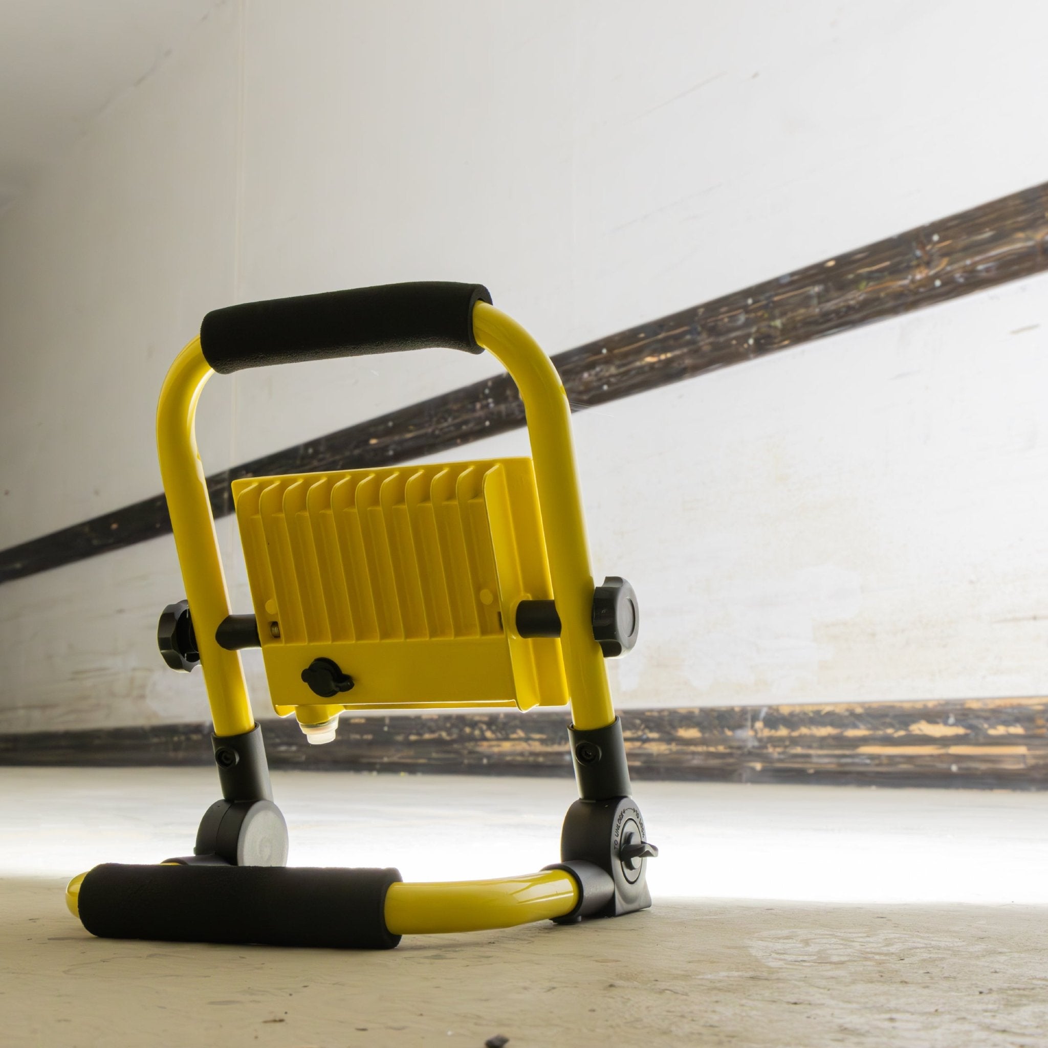 LED's Work Bouwlamp 700 - Inklapbaar & Draaibaar - Stof- en waterbestendig - 10W Werklampen LED.nl