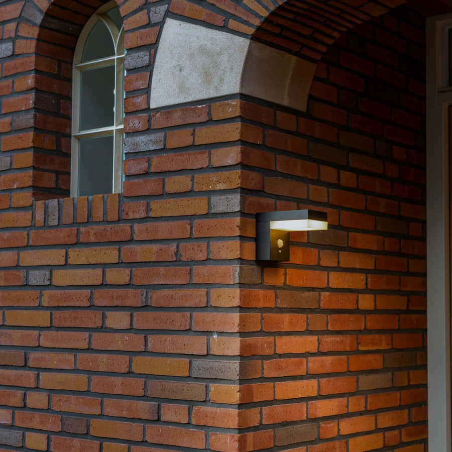 LED's Light stainless steel Solar LED Wall Lamp with Motion Sensor - Wireless - Square - 3 Modes - Black - LED.nl