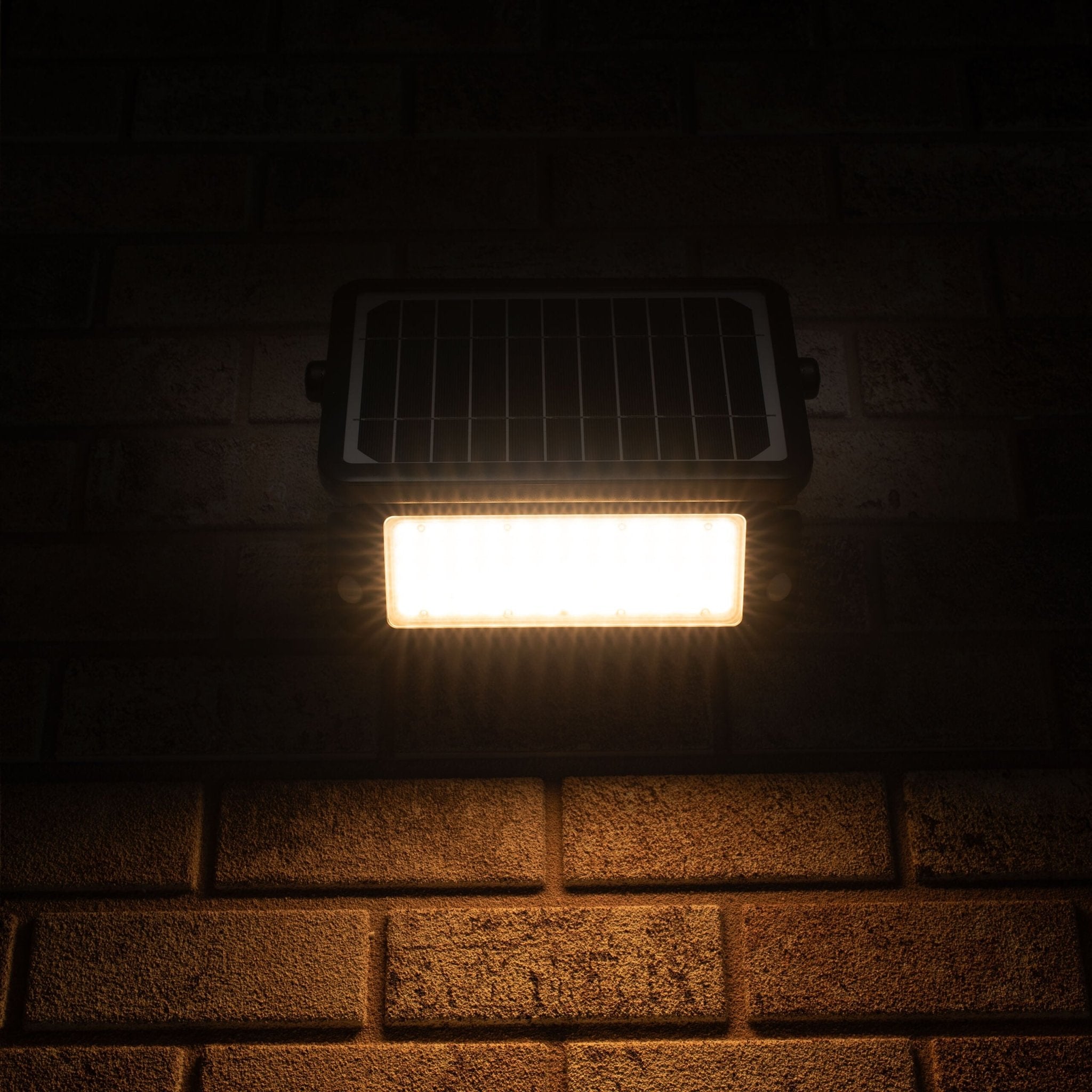 LED's Light Solar LED Schijnwerper met Bewegingssensor - 3 standen - Draadloos - 1080 Lumen - Zwart Buitenlampen LED.nl