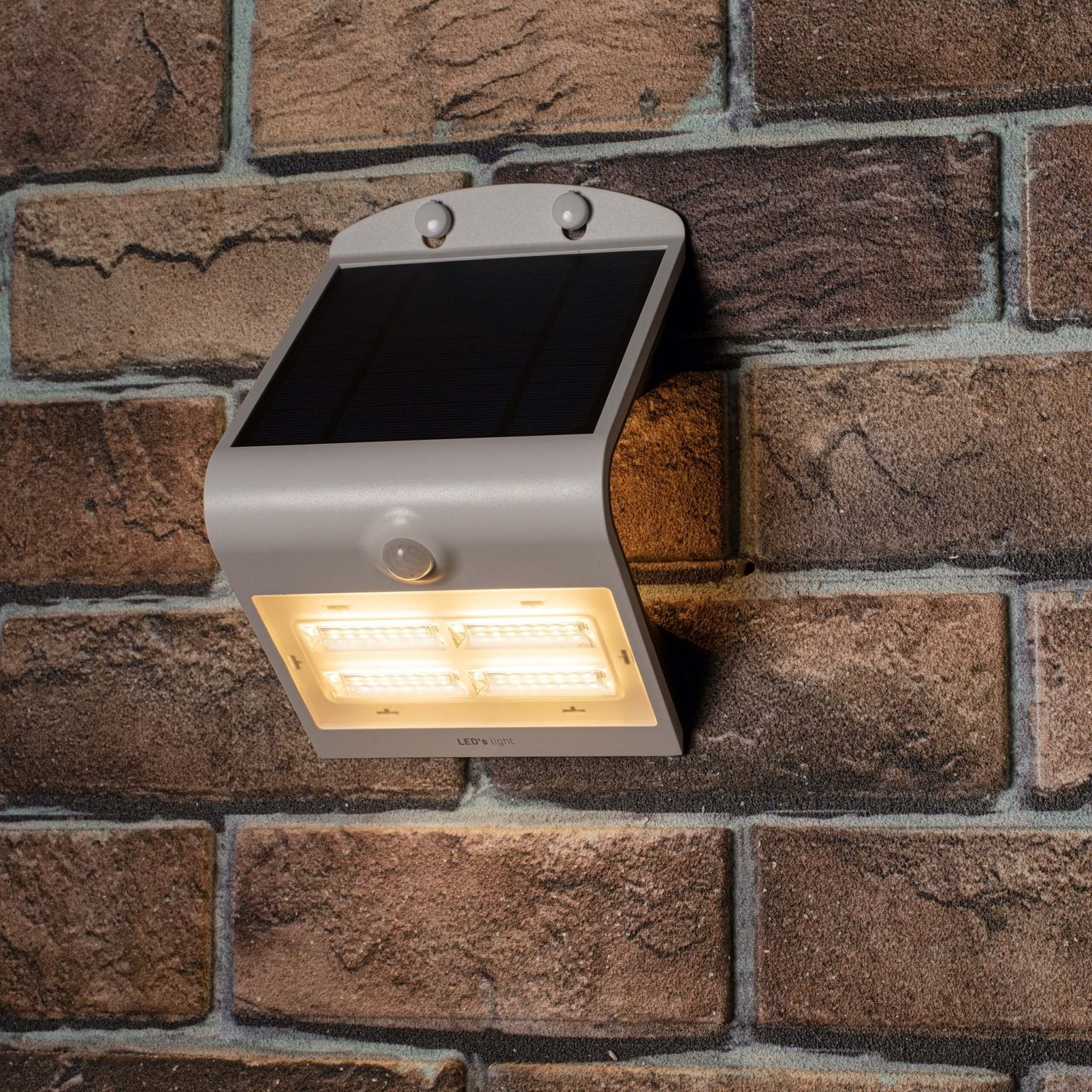 LED's Light Solar LED Wandlamp met Bewegingssensor 400 - 3 lichtstanden - Automatisch aan/uit - Wit Wandlampen LED.nl