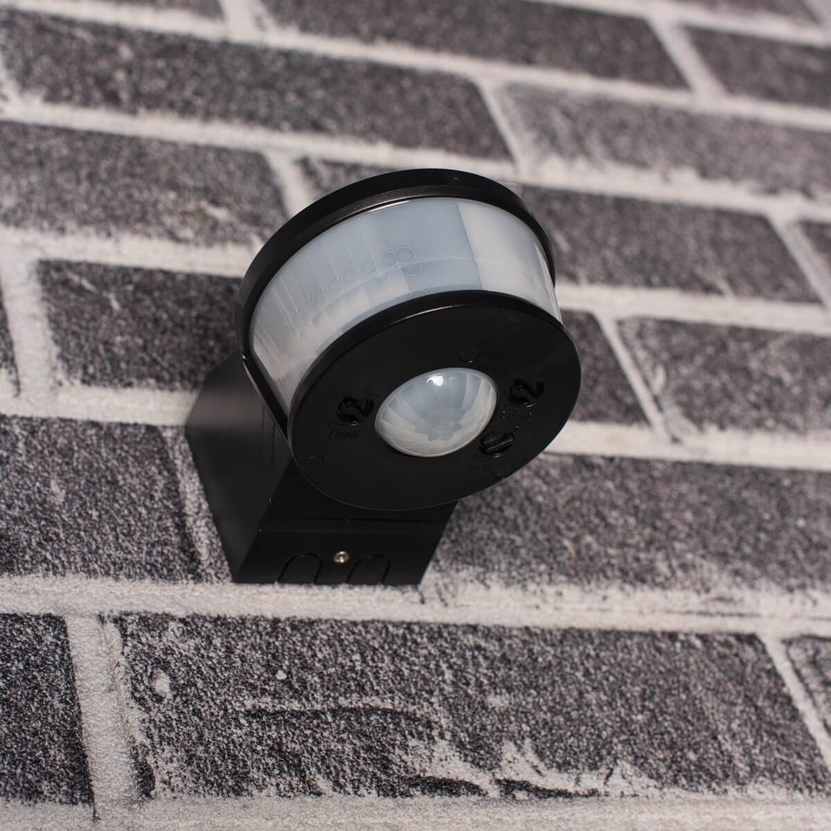 LED's Light Pro Bewegingssensor met Hoekbeugel Universeel - 12 meter bereik - Zwart Sensoren LED.nl